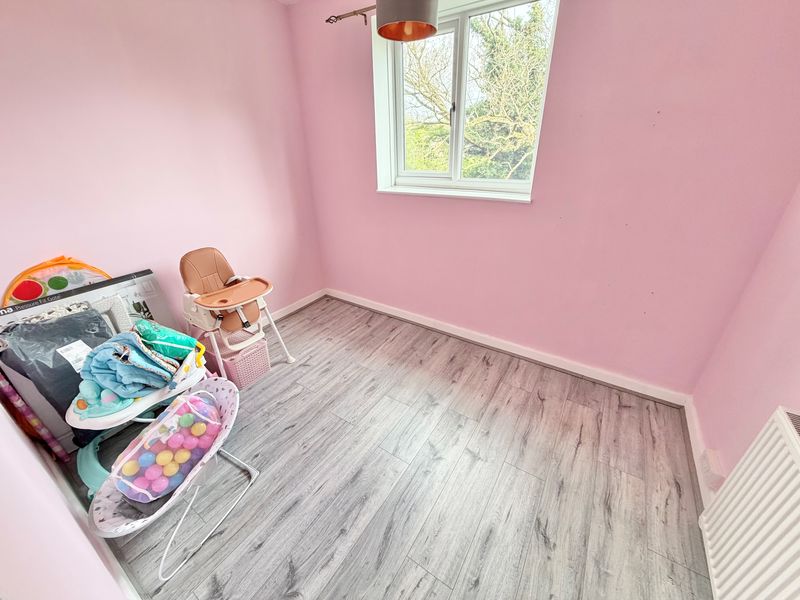 Pound Road Little Sutton